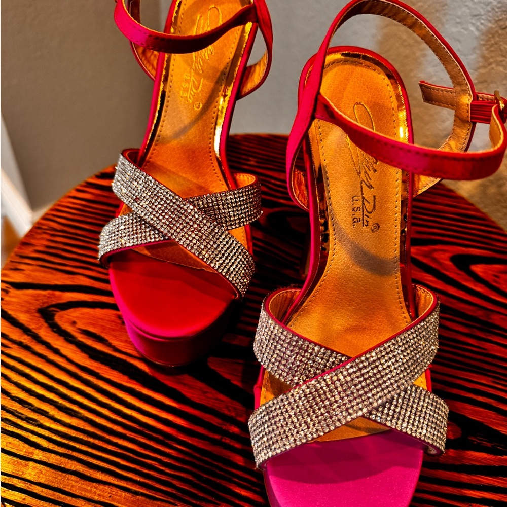 Elegant pink Women's heels